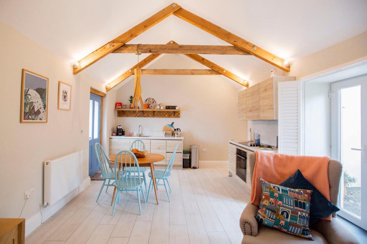 Вилла Sleepers Barn Saint Teath Экстерьер фото
