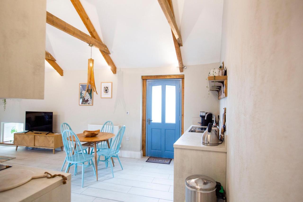 Вилла Sleepers Barn Saint Teath Экстерьер фото